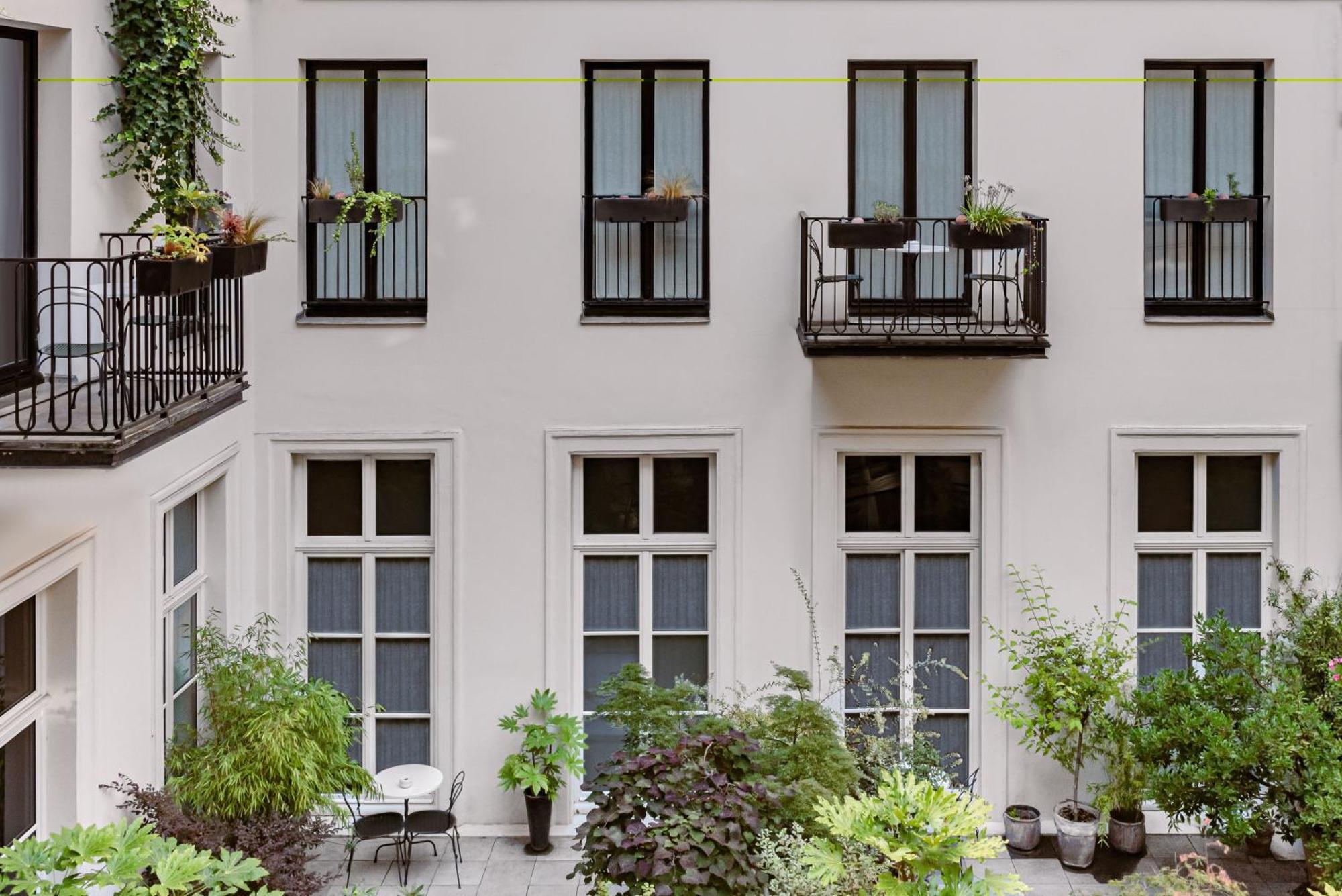 Grands Boulevards Experimental Paris Exterior foto